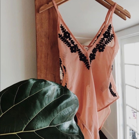 Cleobella bodysuit - Picture 6 of 7